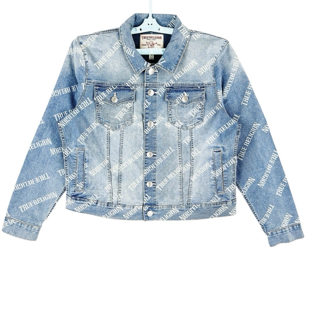 NWT True Religion Women Light Wash Blue Allover Logo Relaxed Trucker Jacket Sz L